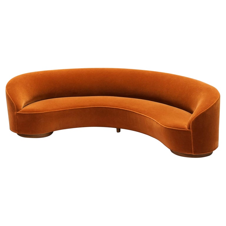 Vladimir Kagan Sloane sofa, 2000, offered by The Exchange Int