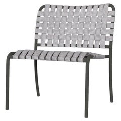 Gervasoni Inout 825 Lounge Chair con cinghie elastiche grigie e struttura in alluminio grigio