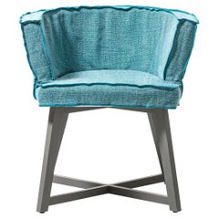 Gervasoni Grauer 26 Sessel mit Beinen aus grauer Eiche und blauer Polsterung von Paola Navone