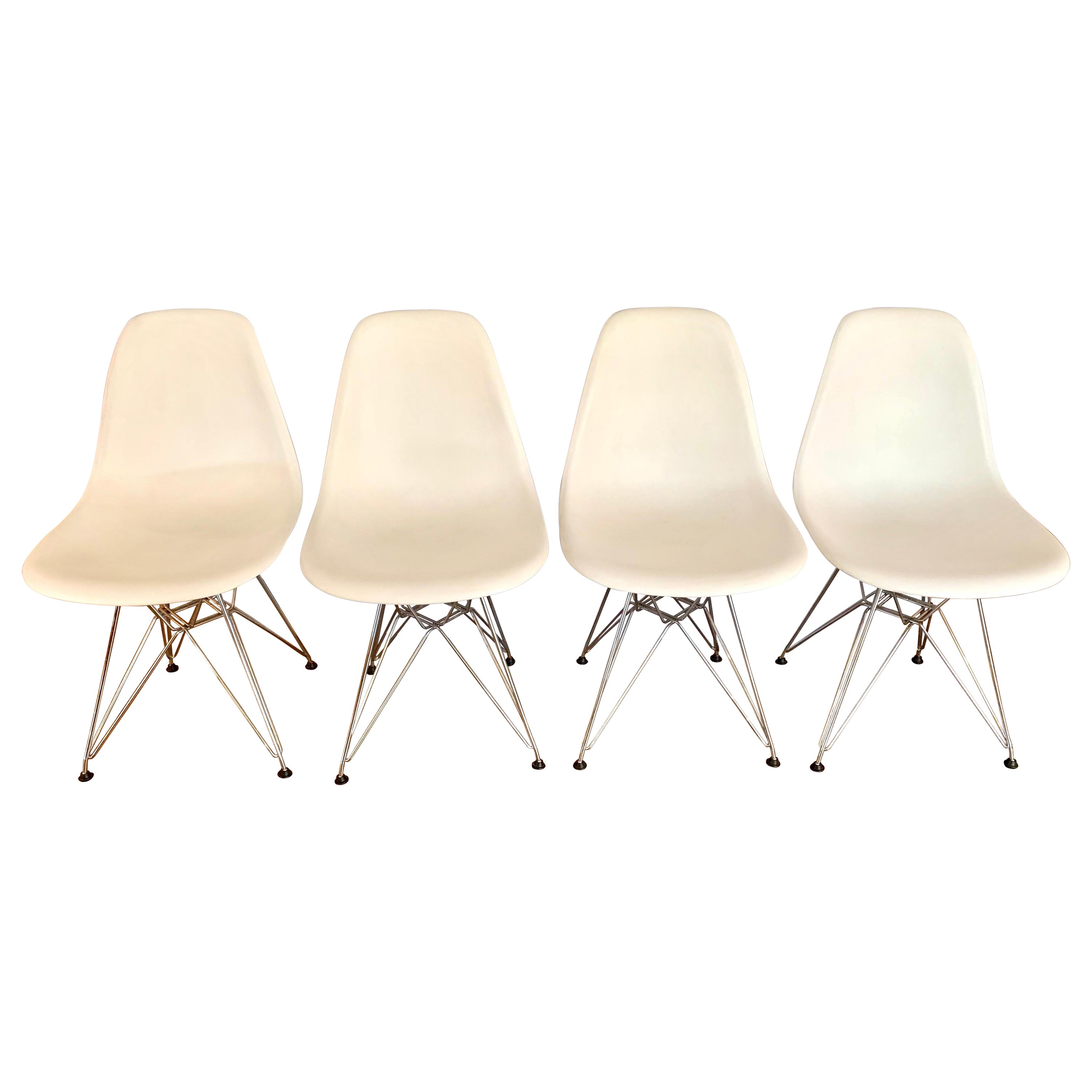 Set of Four Herman Miller Designed Eames Plastic Office Dining Chairs