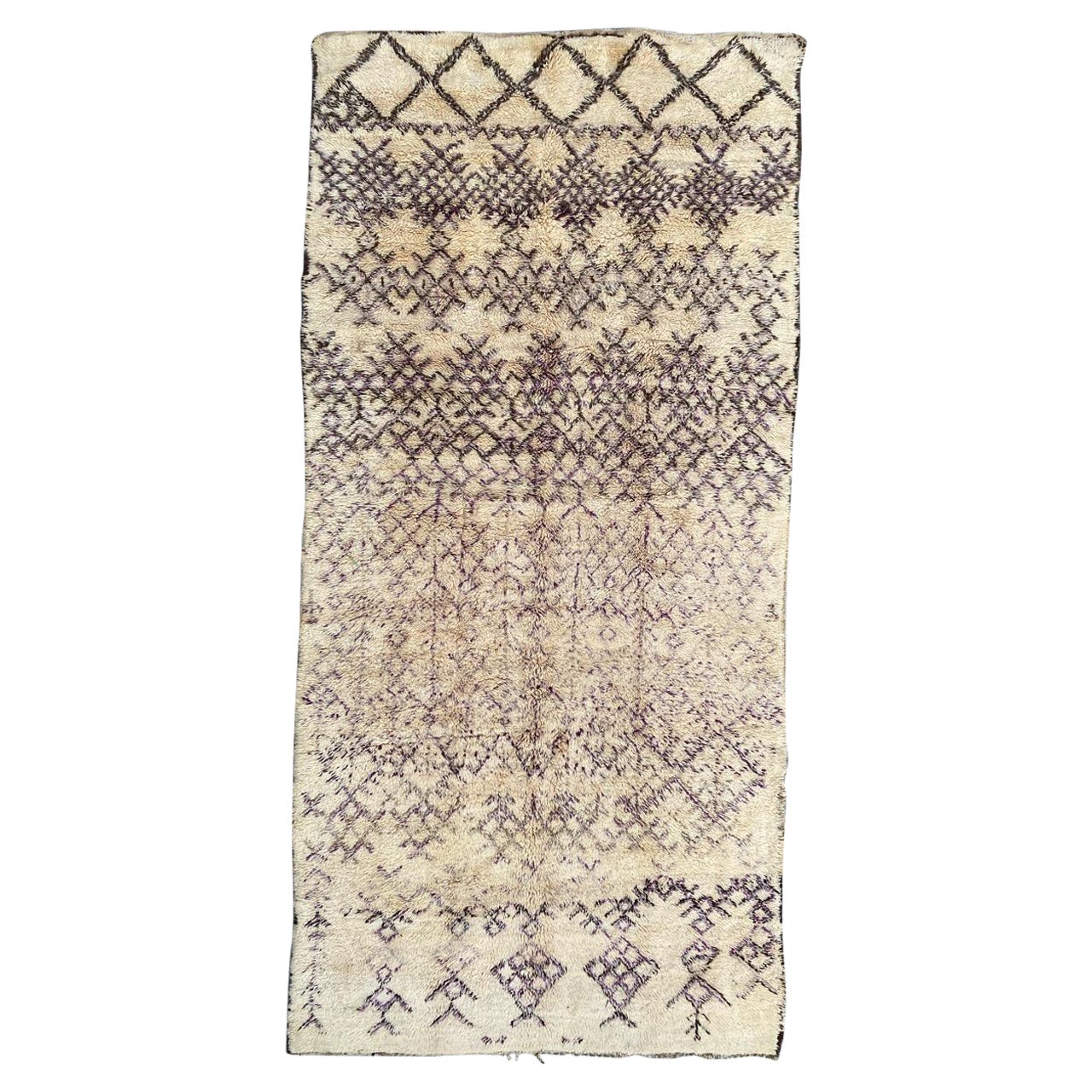 Bobyrug's Very Pretty Vers Vintage Tribal Berbere Moroccan Rug (tapis marocain tribal Vers Vintage)