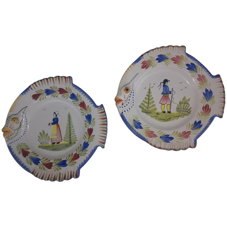 Pair of Henriot Quimper Faience Fish Plates For Sale at 1stDibs