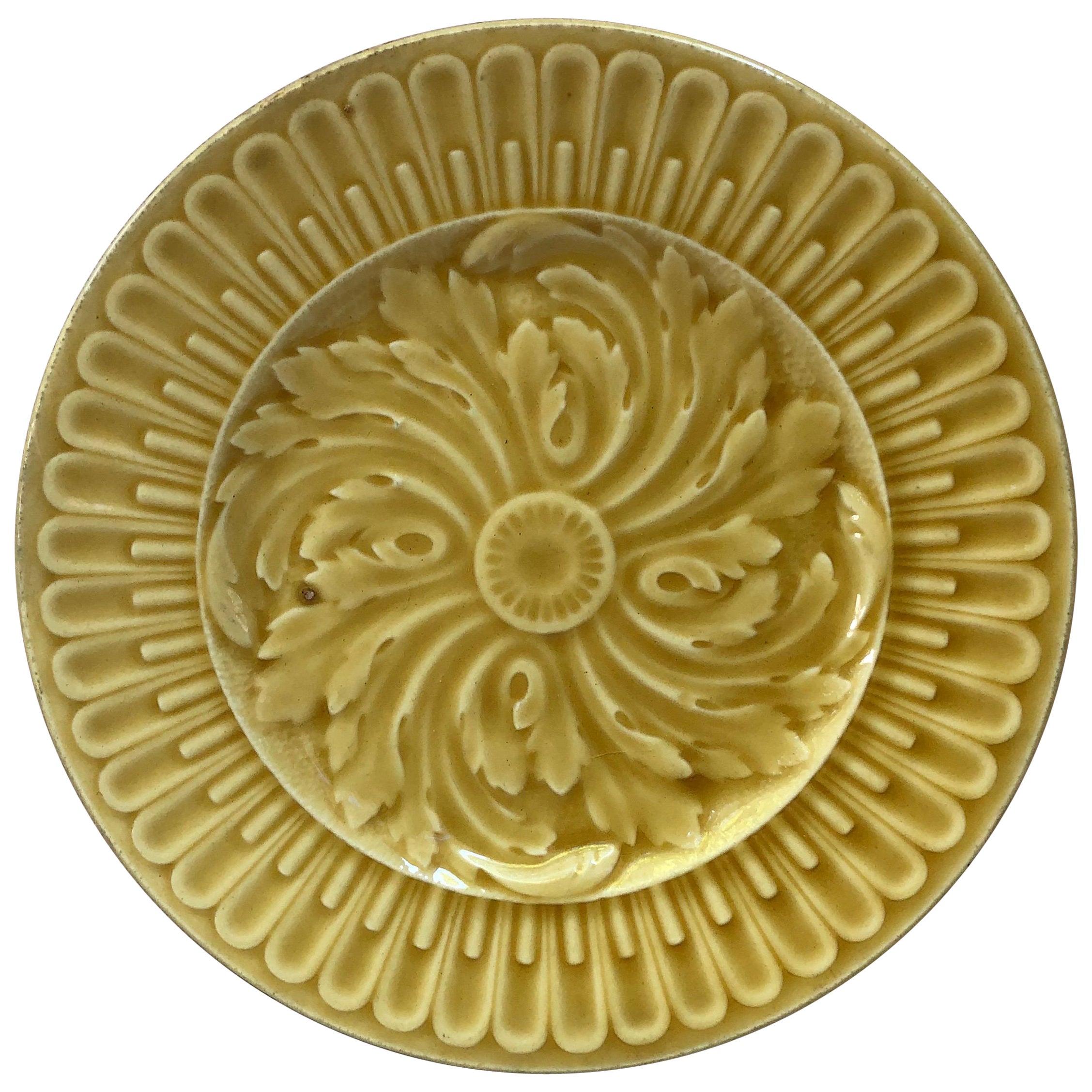 French Yellow Majolica Acanthus Plate, circa 1890