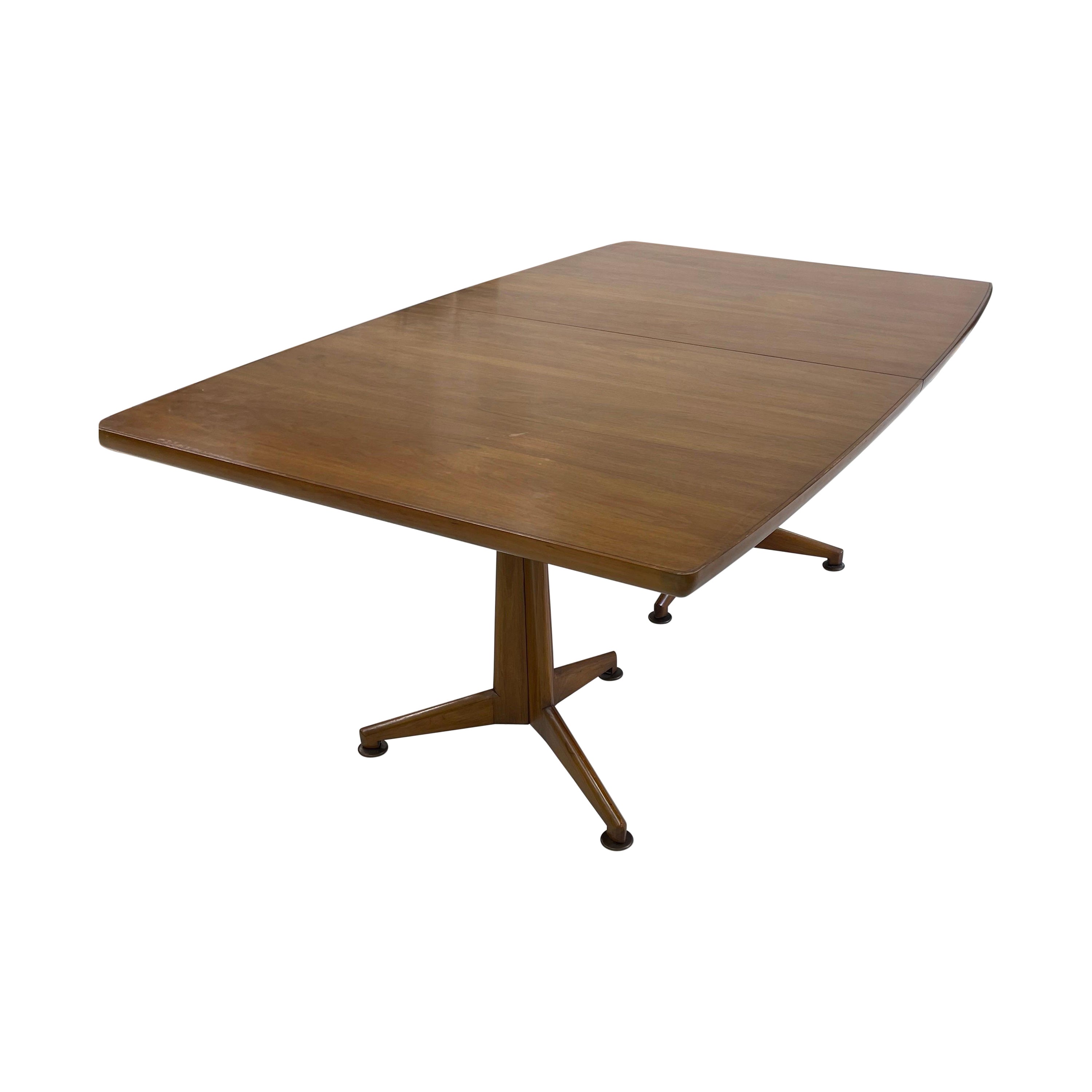 Table de salle à manger à deux piédestaux en noyer avec 3 feuilles