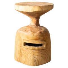 Table d'appoint Hiroyuki Nishimura et tabouret en bois sculptural 9,07 avec vernis tribal