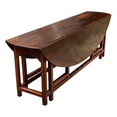 Irish Georgian Mahogany Hunt Table