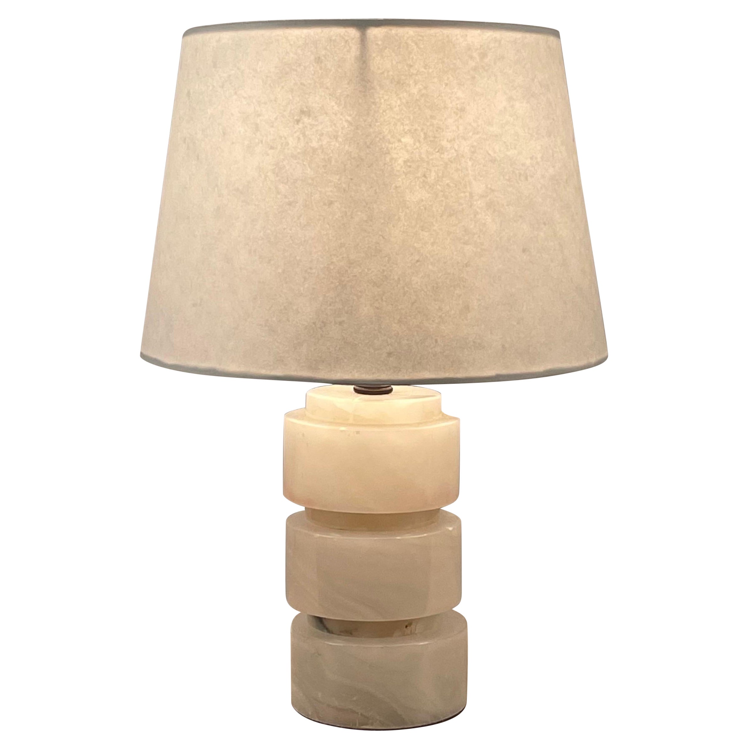 Chic Polished Alabaster Art Deco Table Lamp