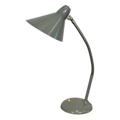 Graue industrielle Schwalbenhals-Tischlampe von Hala, 1960er Jahre