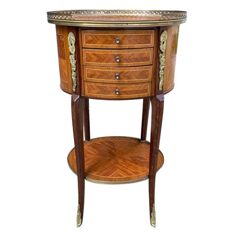 French Petite Oval Side Table For Sale