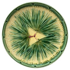 French Majolica Palm Plate Sarreguemines, circa 1870