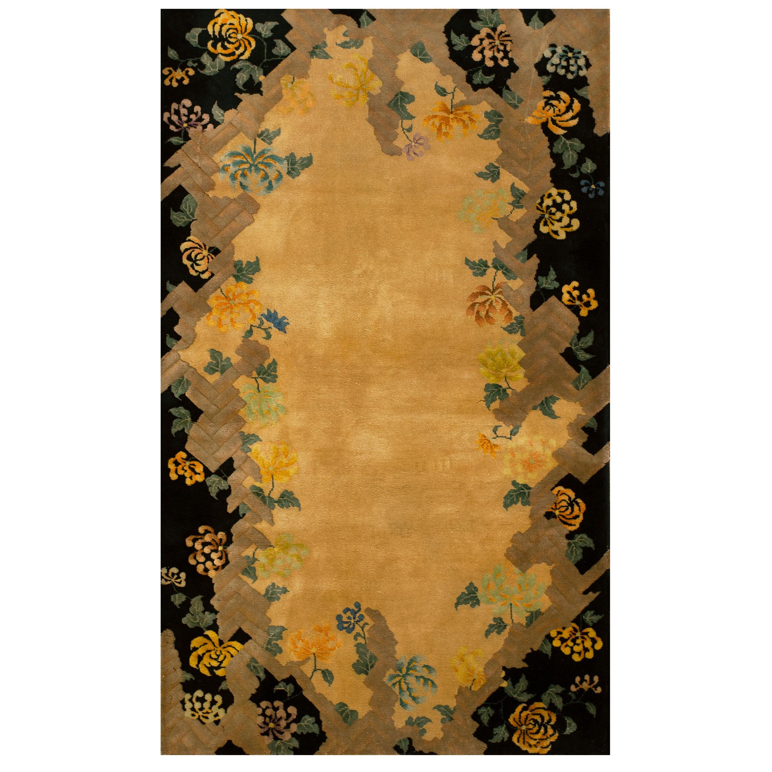 1920s Chinese Art Deco Rug by Nichols Workshop ( 4' x 6'8'' - 122 x 203 ) For Sale