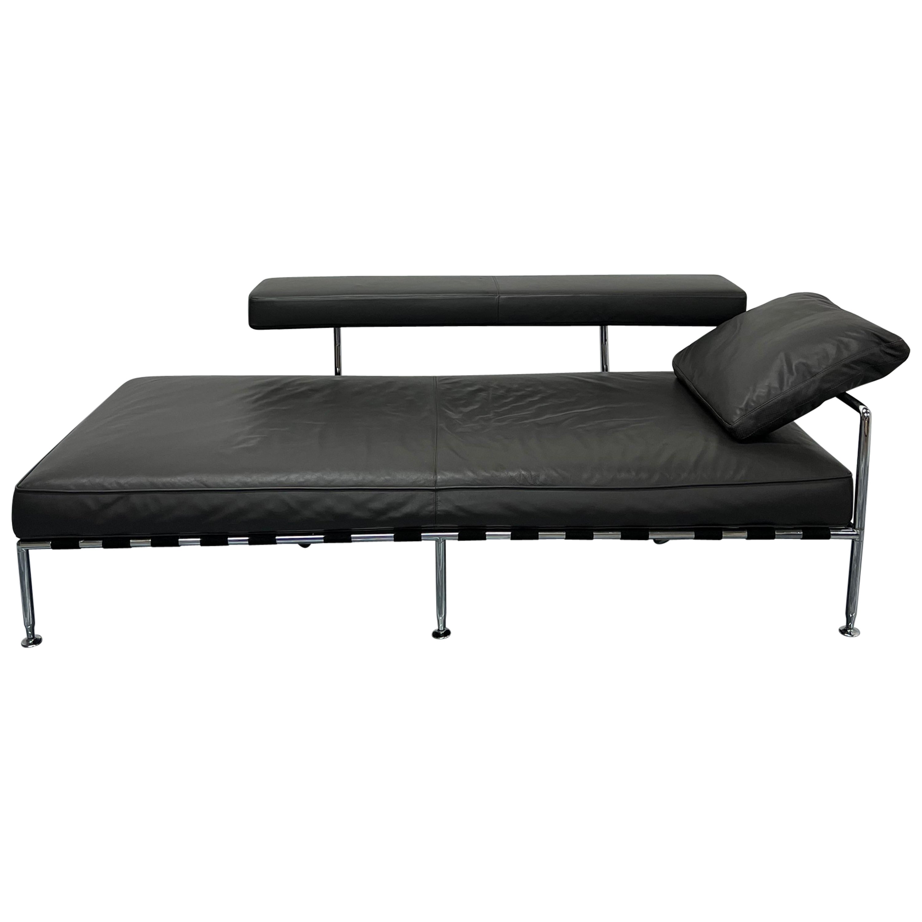 Antonio Citterio "Free Time" Leather and Tubular Chrome Daybed for B&b Italia