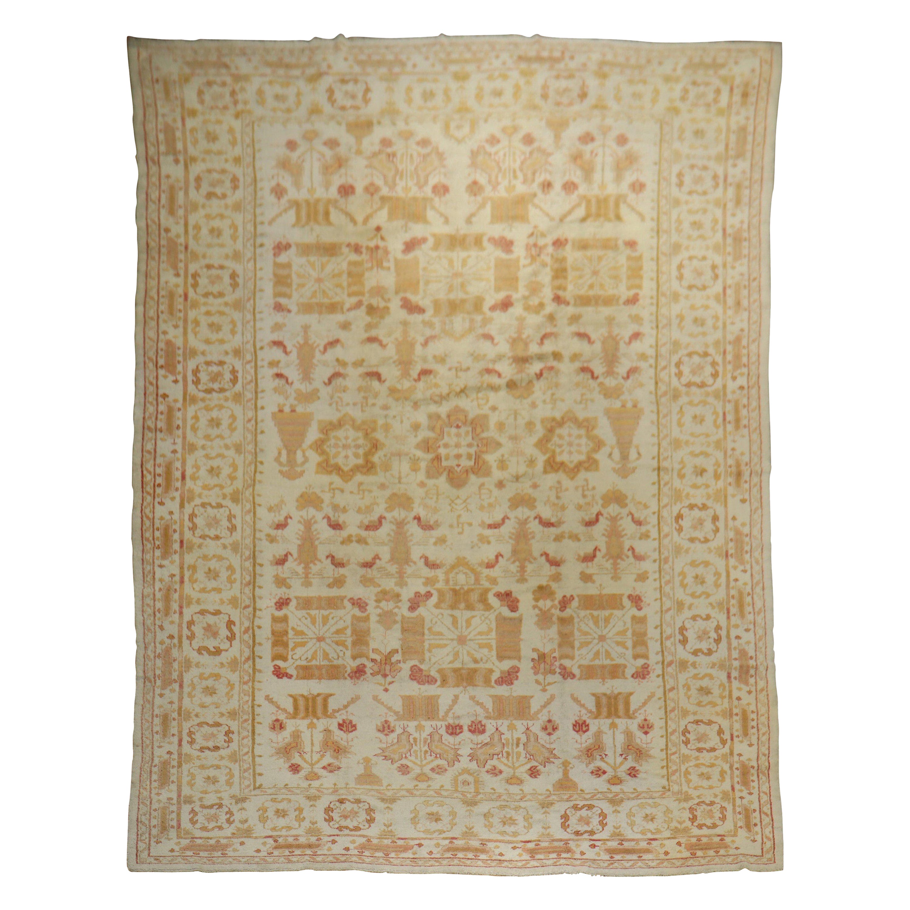 Tapis d'Oushak ancien ivoire de la collection Zabihi