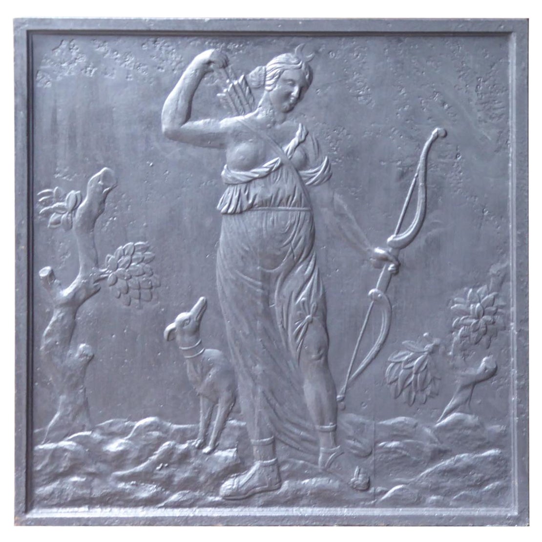 Plaque de cheminée / crédence française ancienne Diana, 19ème siècle en vente