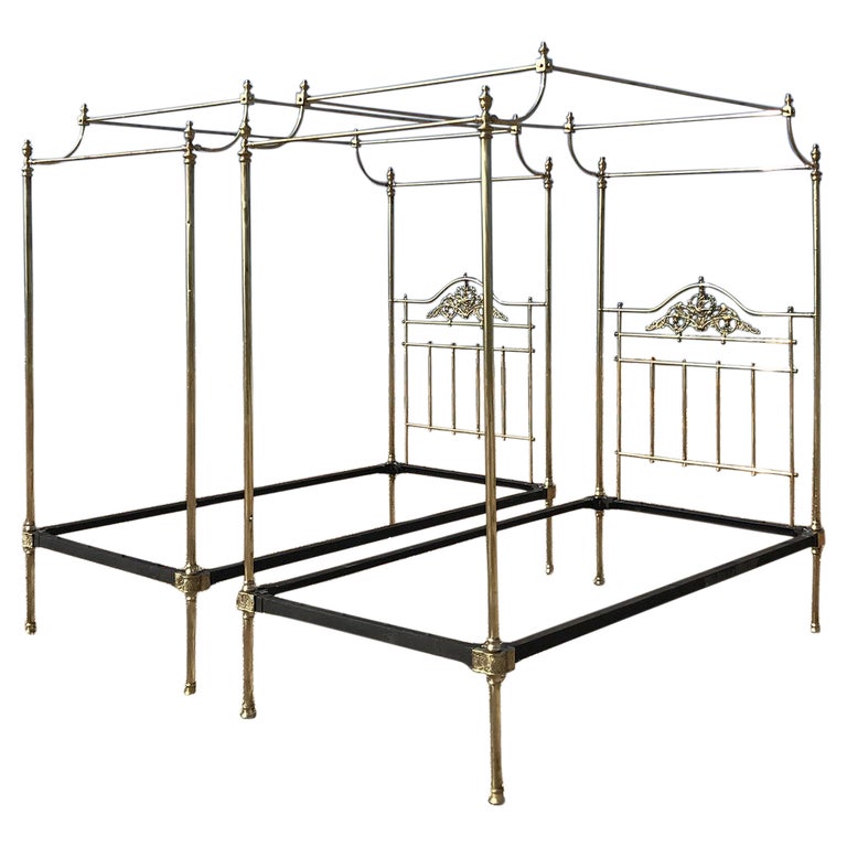 Pair of Brass Campaign Four Poster Beds M4P37 For Sale at 1stDibs