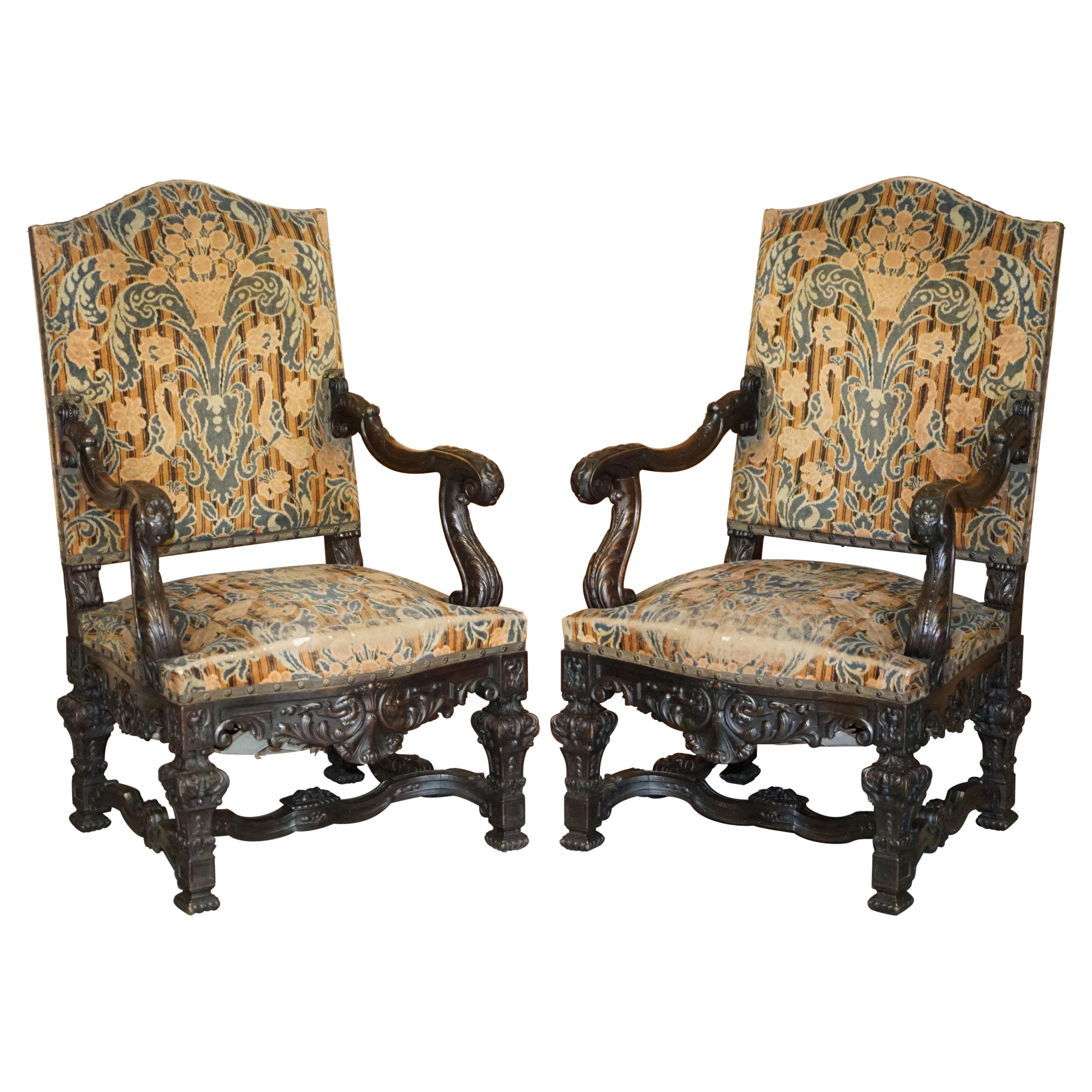 Stunning Pair of Hand Carved Italian Walnut Antique circa 1860 Throne Armchairs For Sale