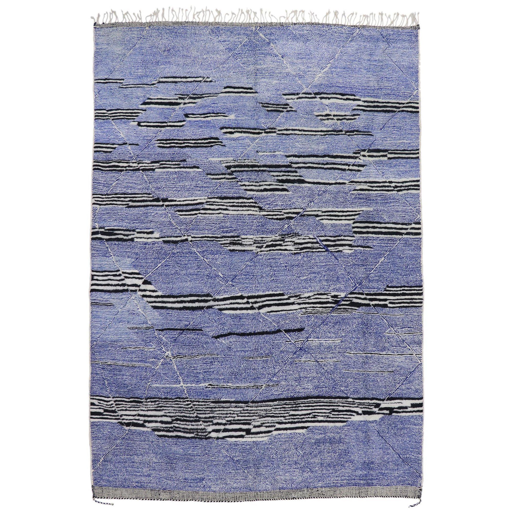 New Contemporary Berber Moroccan Rug with Modern Style For Sale