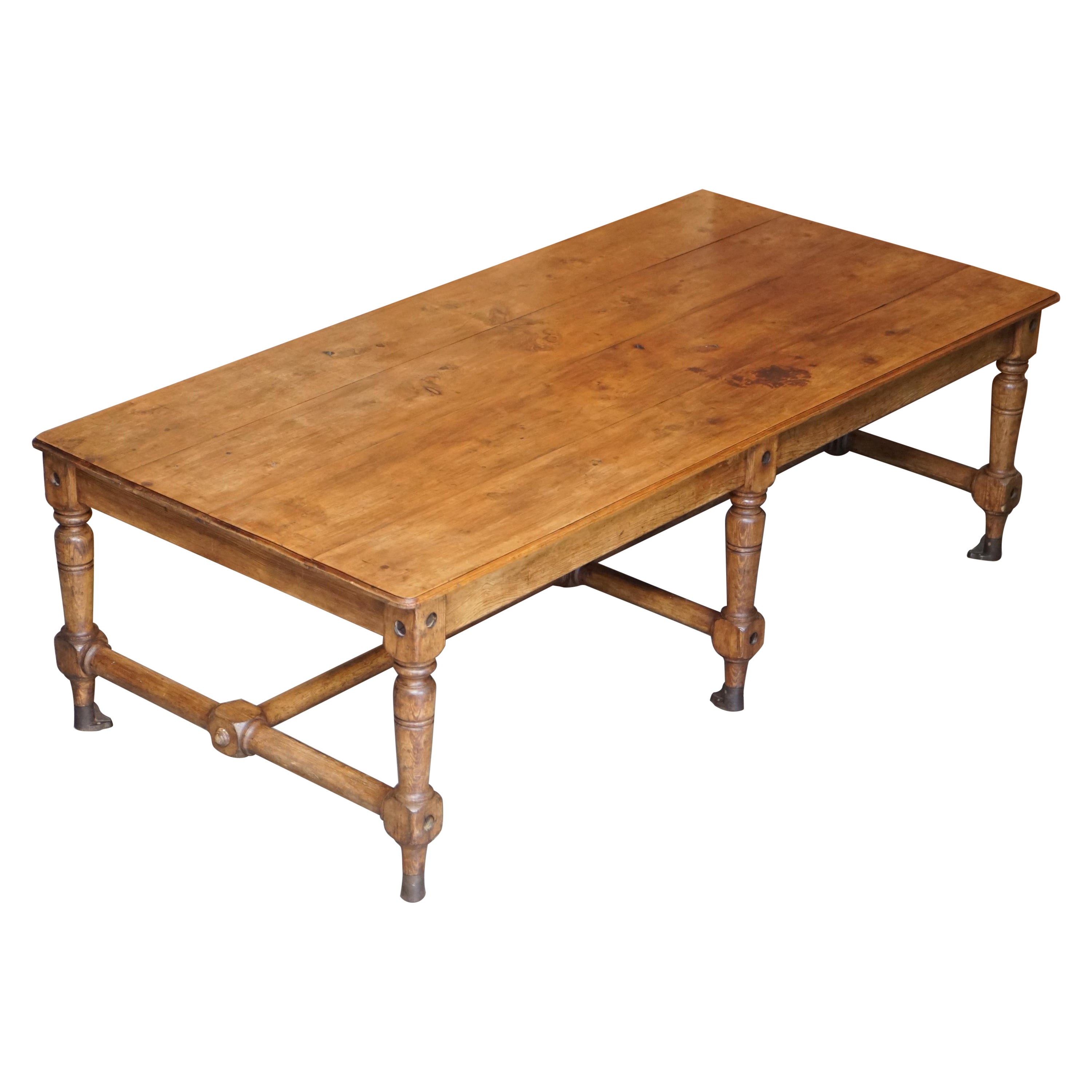 Table de salle à manger de réfectoire de navires victorienne unique et ancienne de 1860 avec pieds en bronze Phosphore en vente