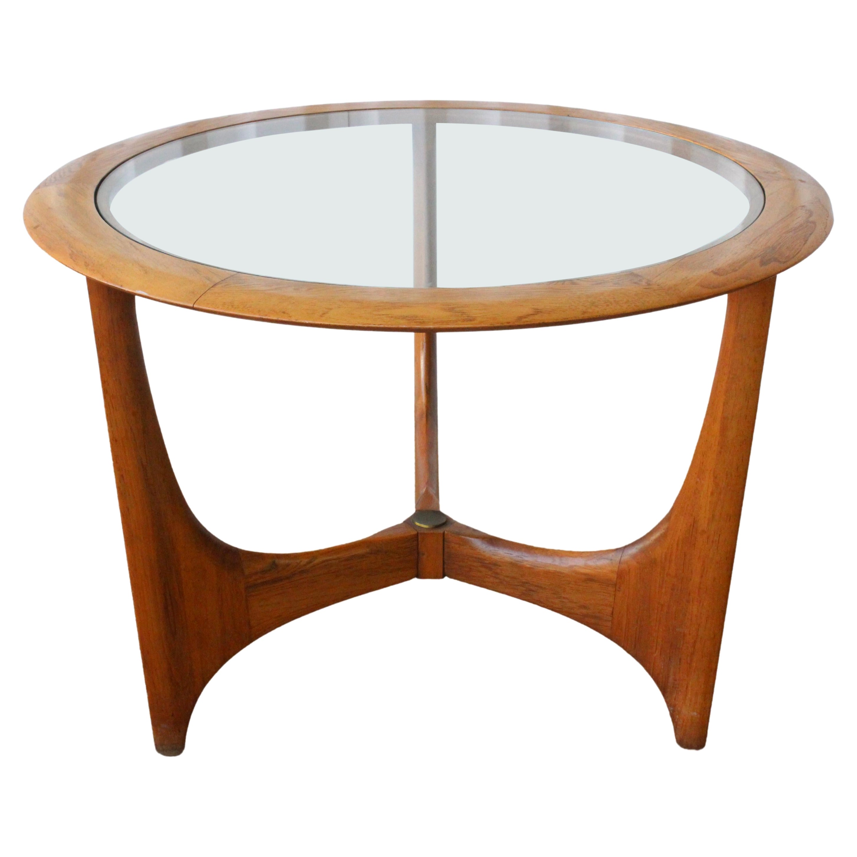 Mid-Century Sculptural Walnut Side Table by Lane, U.S.A, 1960s