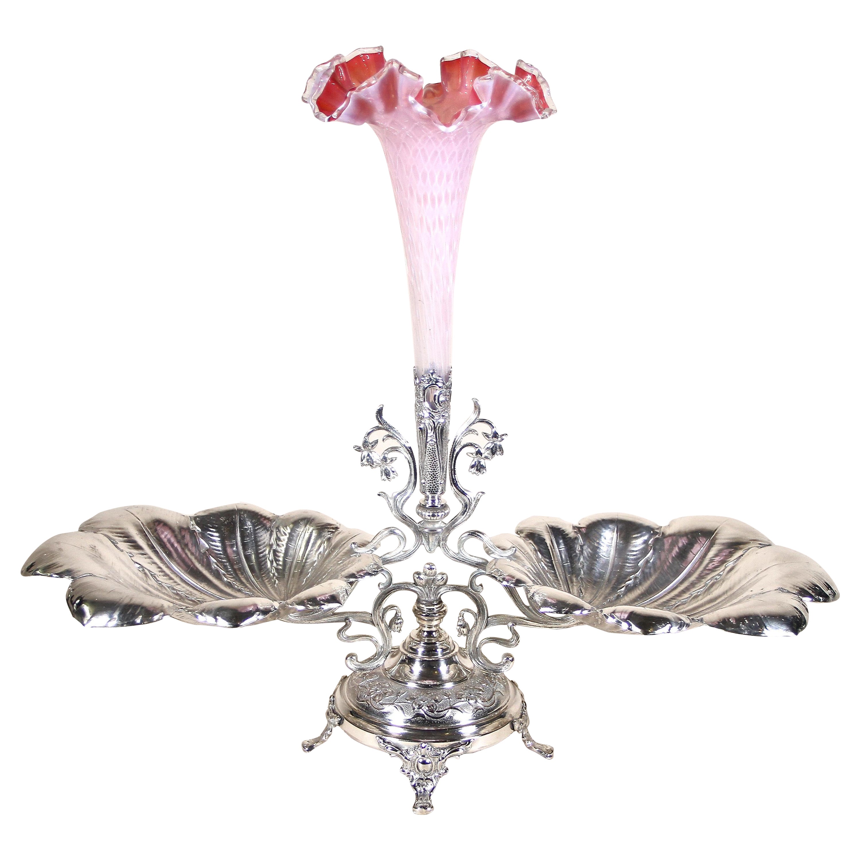 Silvered Centerpiece with Frilly Glass Vase Art Nouveau, Austria, circa 1900