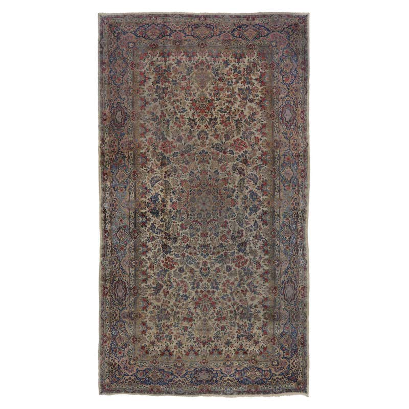 Vintage Persian Kerman Rug with Traditional Style For Sale at 1stDibs