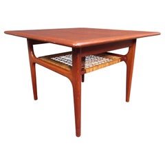 Dänischer Vintage-Beistelltisch, Moderne