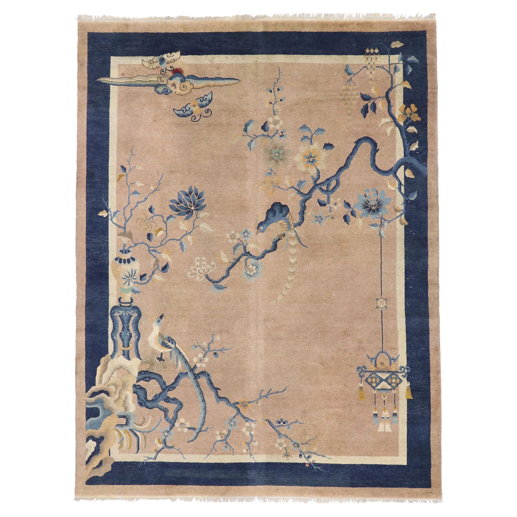 Ancien tapis pictural chinois Art Deo de style Chinoiserie