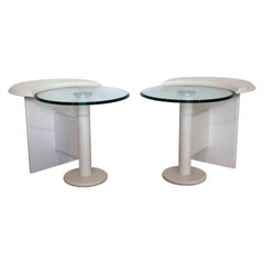 Paire de tables d'appoint contemporaines Laurier Modernist avec plateau en verre