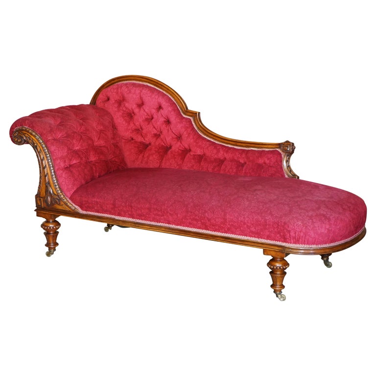 Restored Antique Howard & Son's Berners Street Chesterfield Chaise Lounge Sofa For Sale