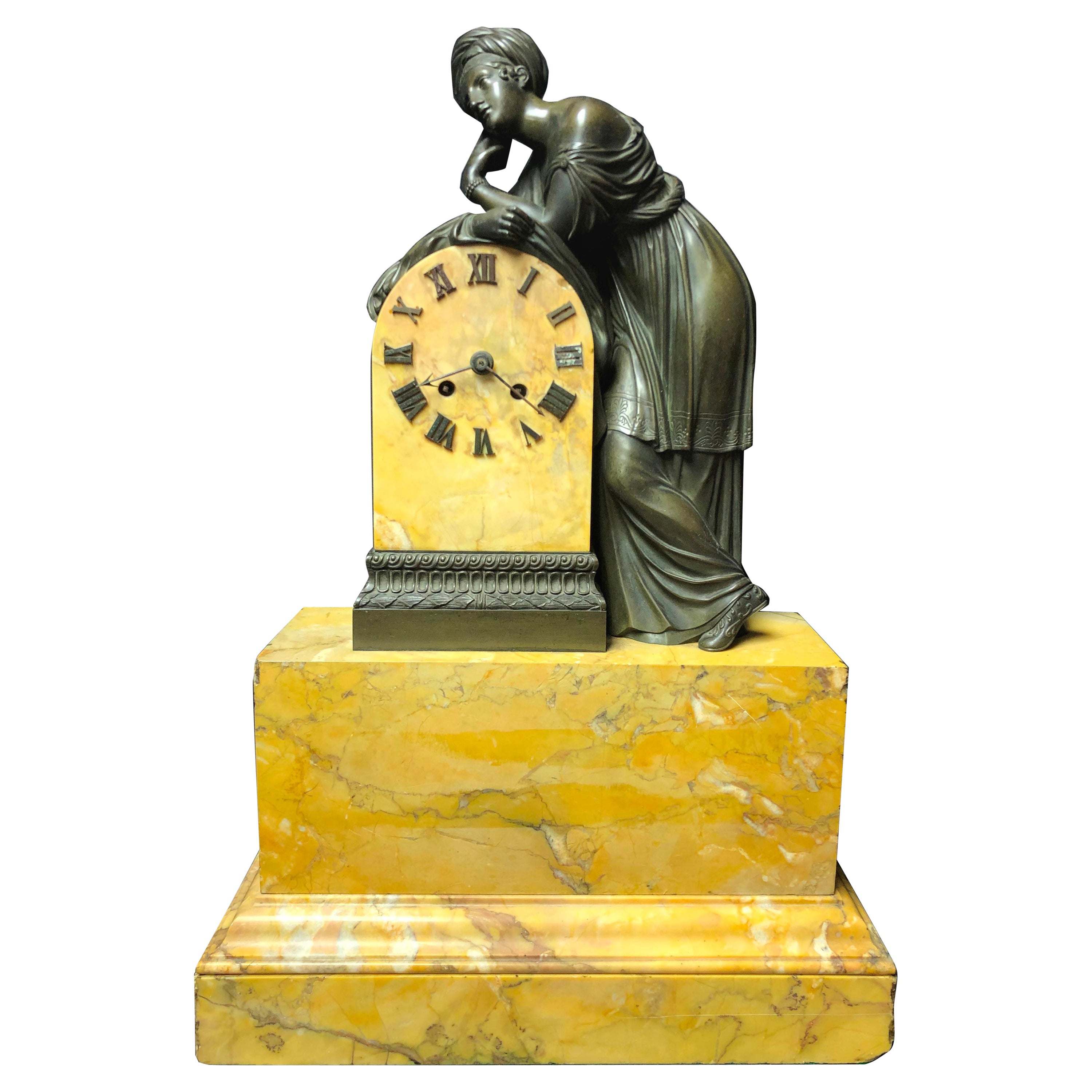 Uhr aus Bronze und Siena-Marmor, Französisch Charles X. im Angebot