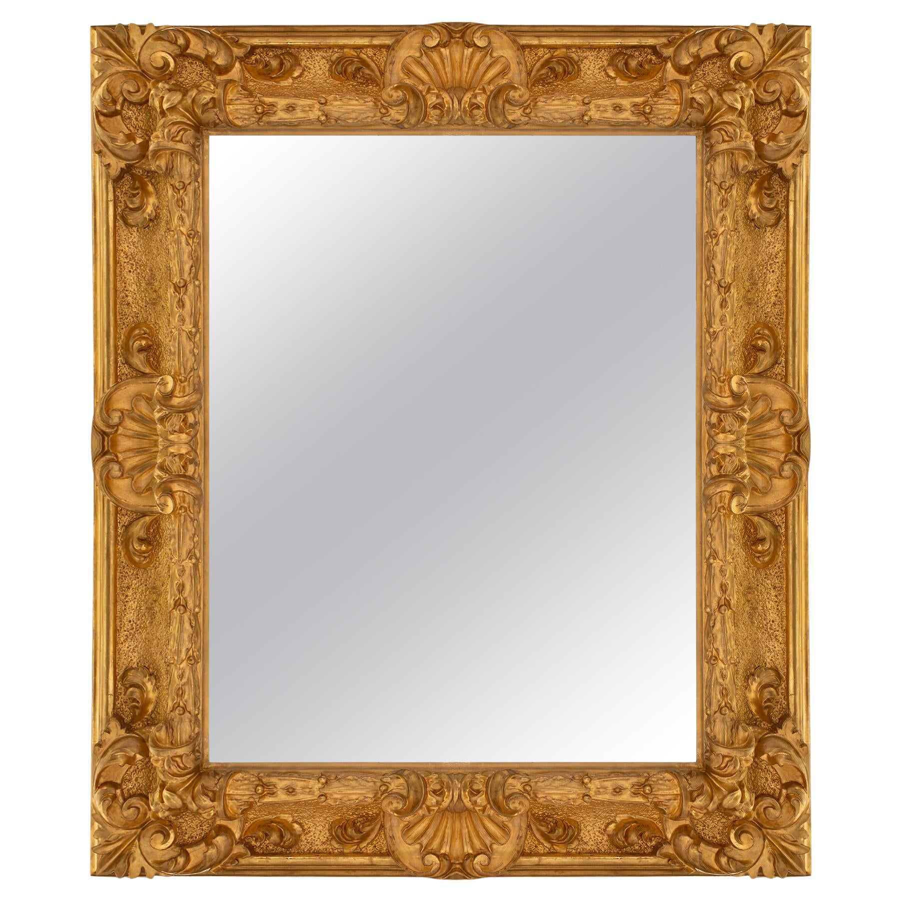 Italian 18th Century Florentine Giltwood Mirror