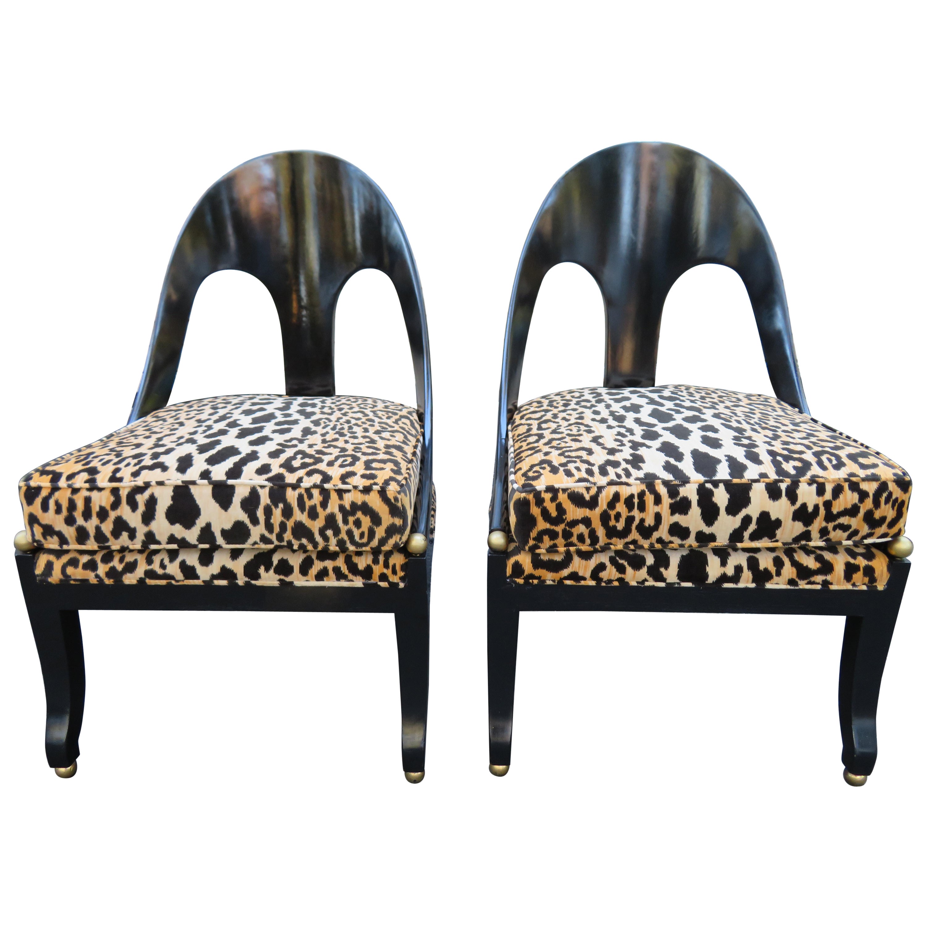 Merveilleuse paire de chaises néoclassiques à dossier cuillère Michael Taylor pour Baker en vente
