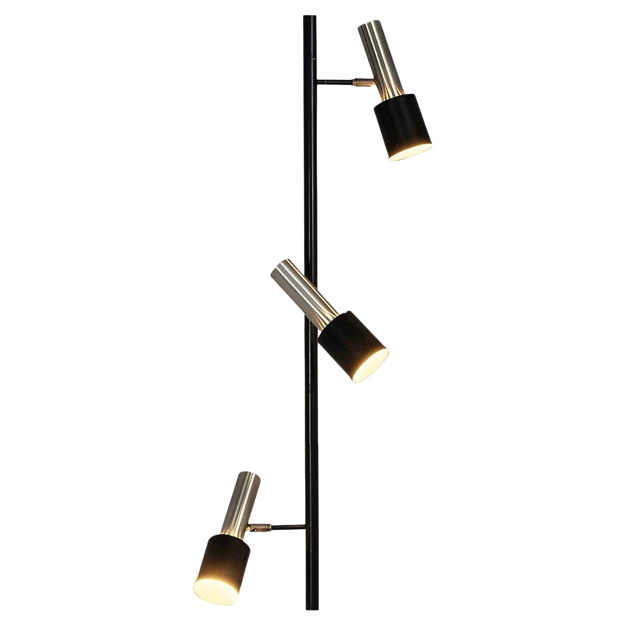 Sleek Italian Floor Lamp in Black