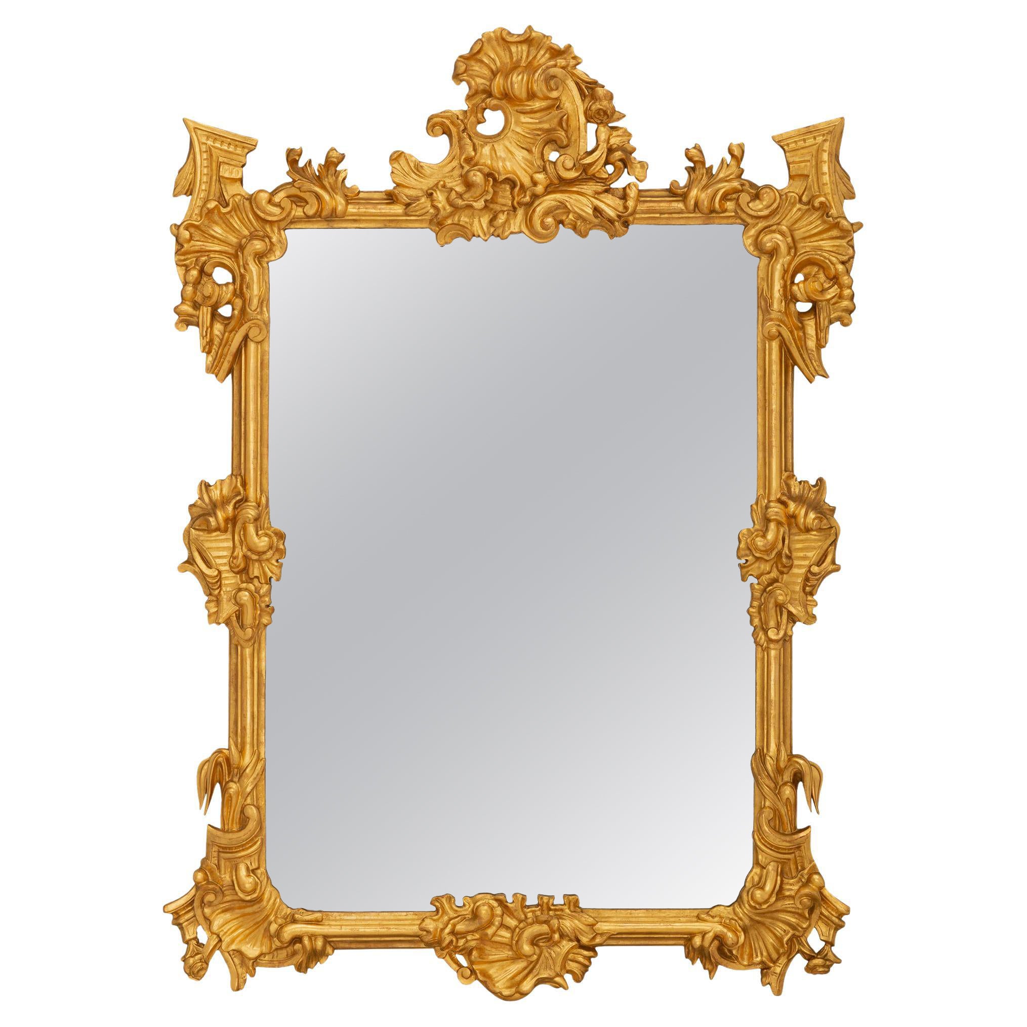 Miroir baroque italien du 19ème siècle en bois doré