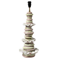 Lampada da tavolo in ceramica Stoneware di M Sauce Pezzo unico 2021 Bianco e Verde 1/2