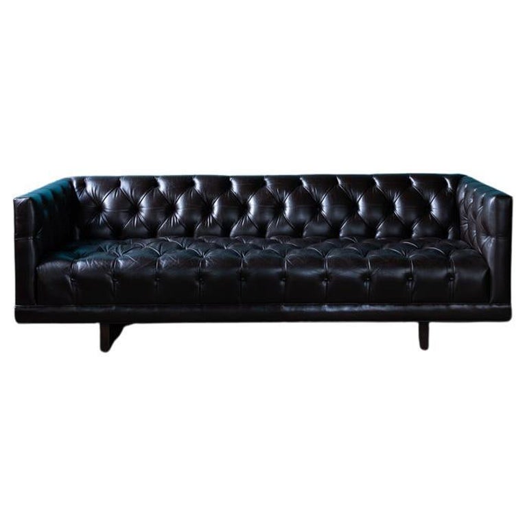 Dark Brown Tufted Leather Sofa At 1stdibs, White Leather Tufted Sofa Brown