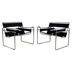 Mid-Century Modern Pair of Black Leather Wassily Style Chrome Lounge Chairs 70s