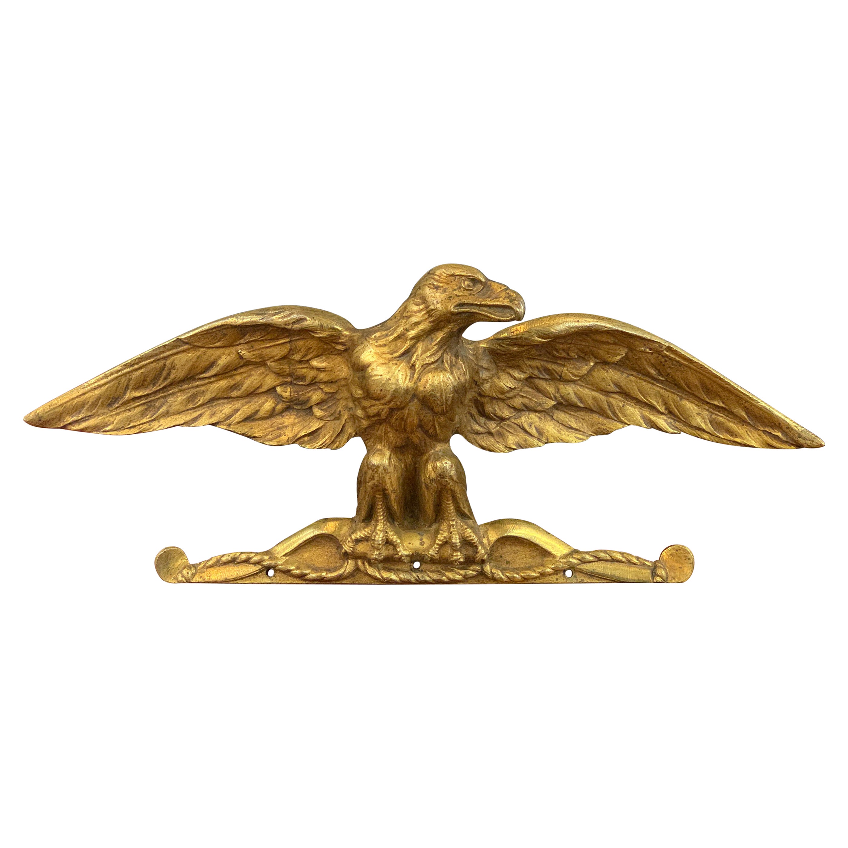 Französischer Adler des 20. Jahrhunderts mit ausgebreiteten Flügeln aus Bronze, signiert JP