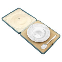 Bols et cuillères de baptême anciens en argent sterling