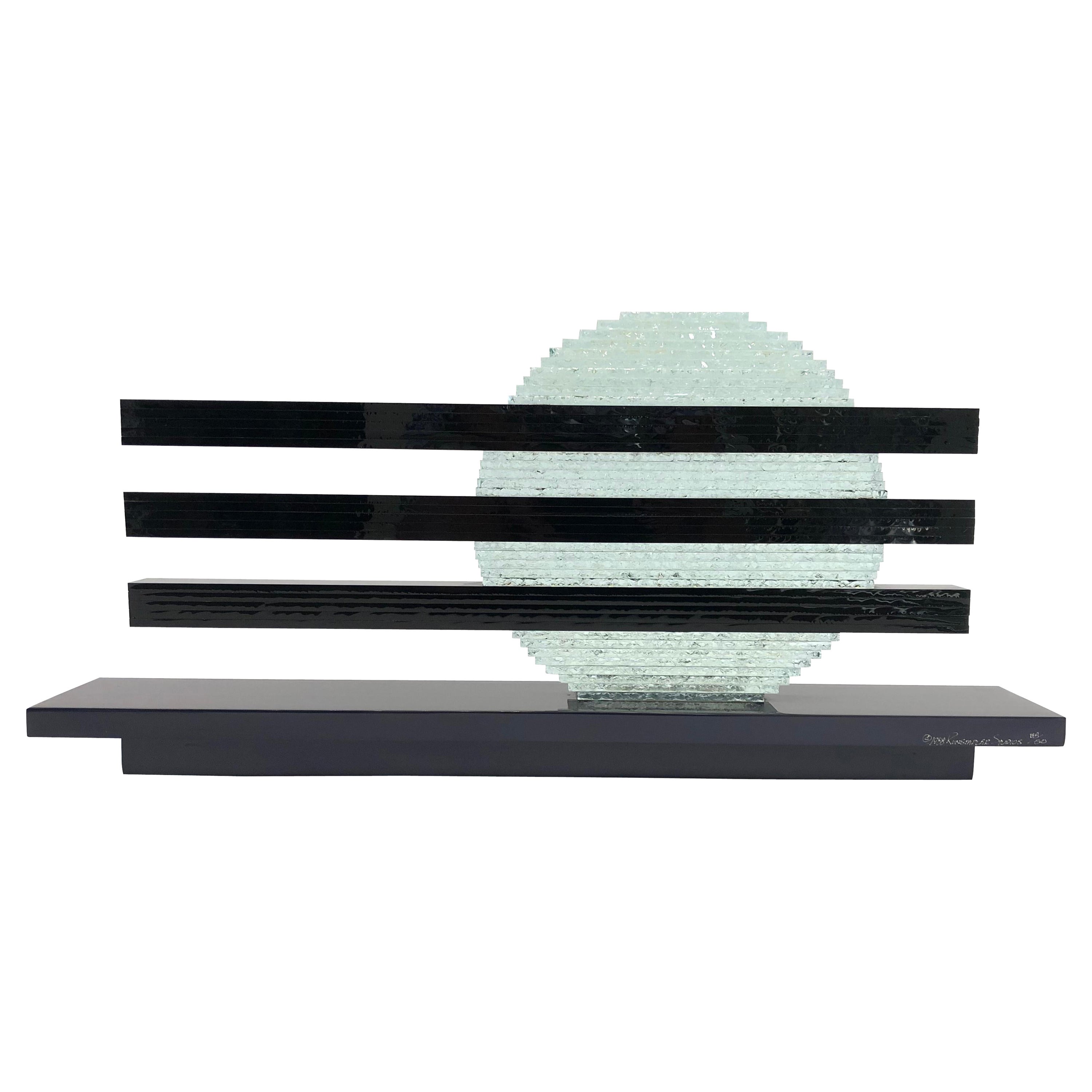 Sculpture en verre noir et transparent par Runstadler Studios