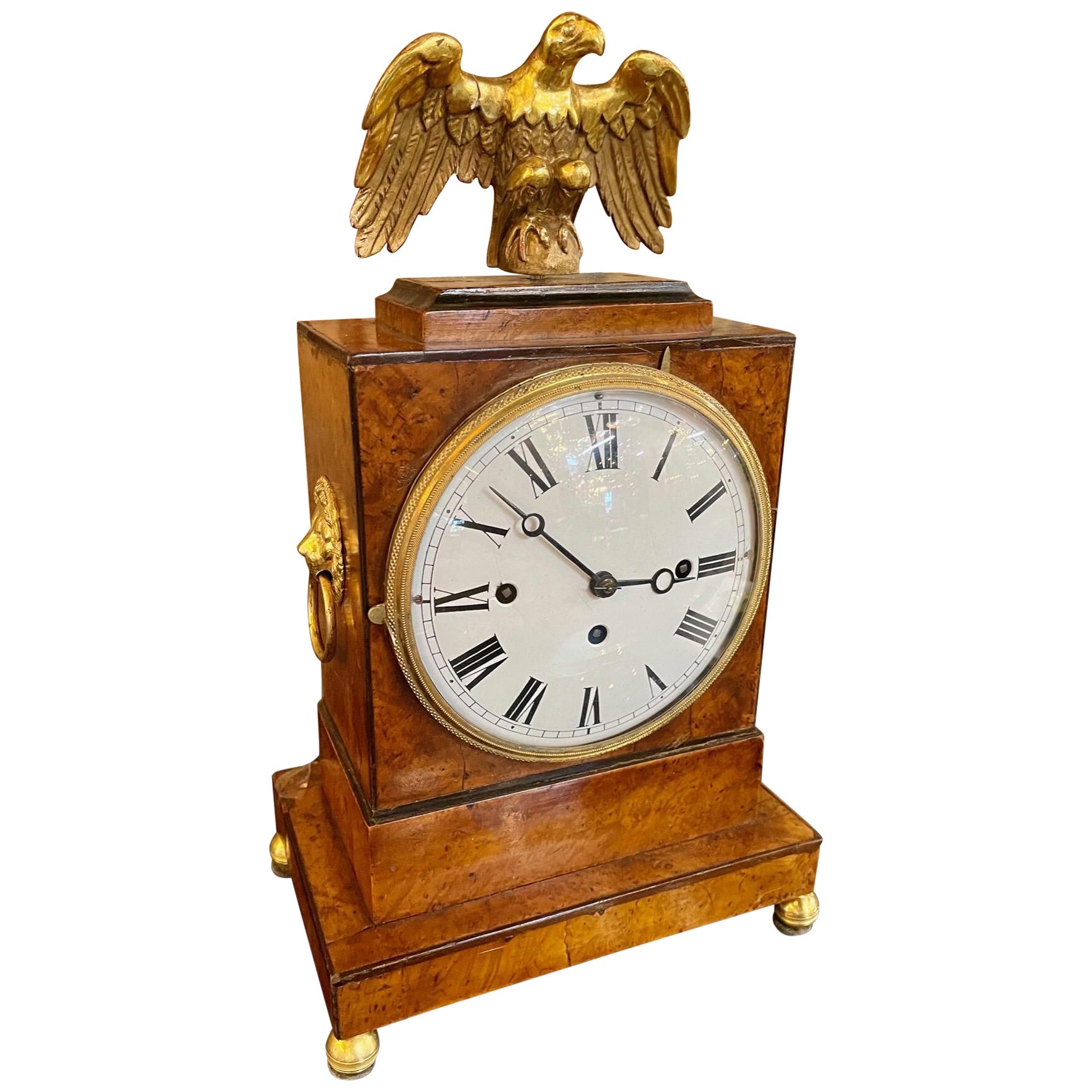 Horloge de cheminée en noyer Empire italien du 19e siècle