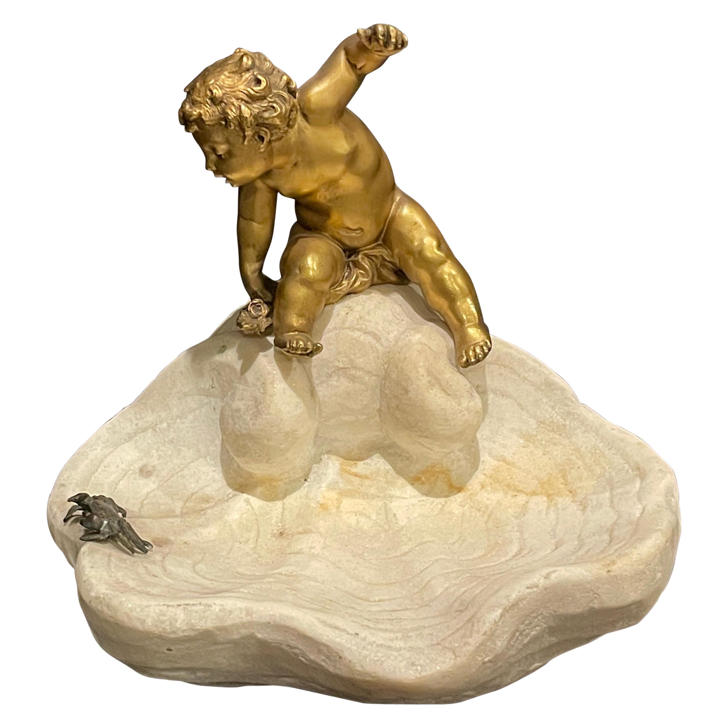 Vergoldete Bronze-boy auf Marmorschale mit Krabbe