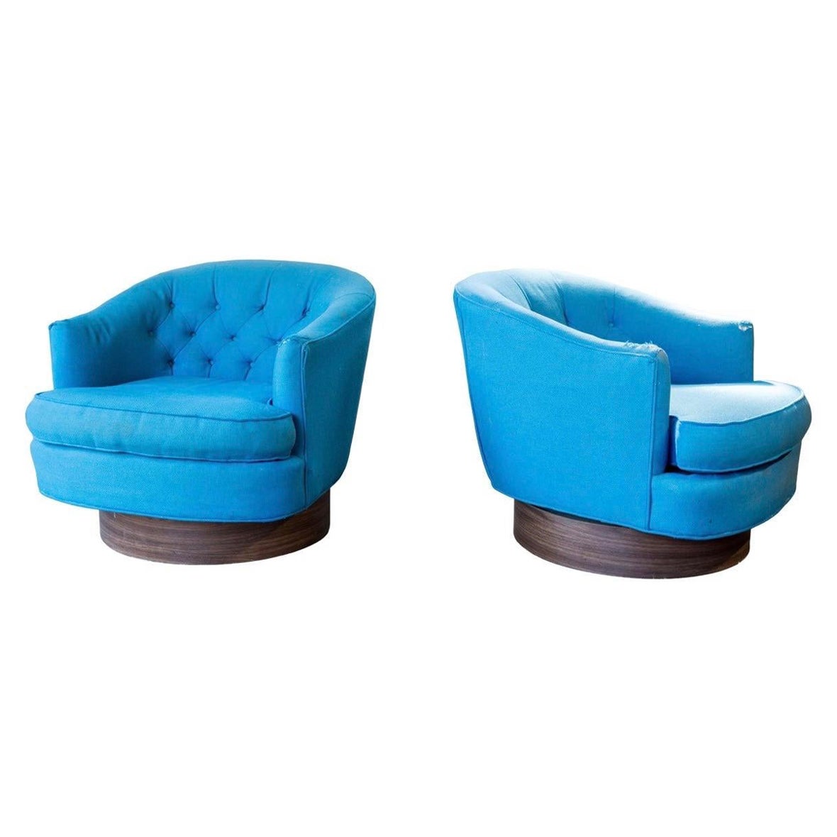 Pair of MidCentury Modern Selig Barrel Back Swivel Chairs at 1stDibs