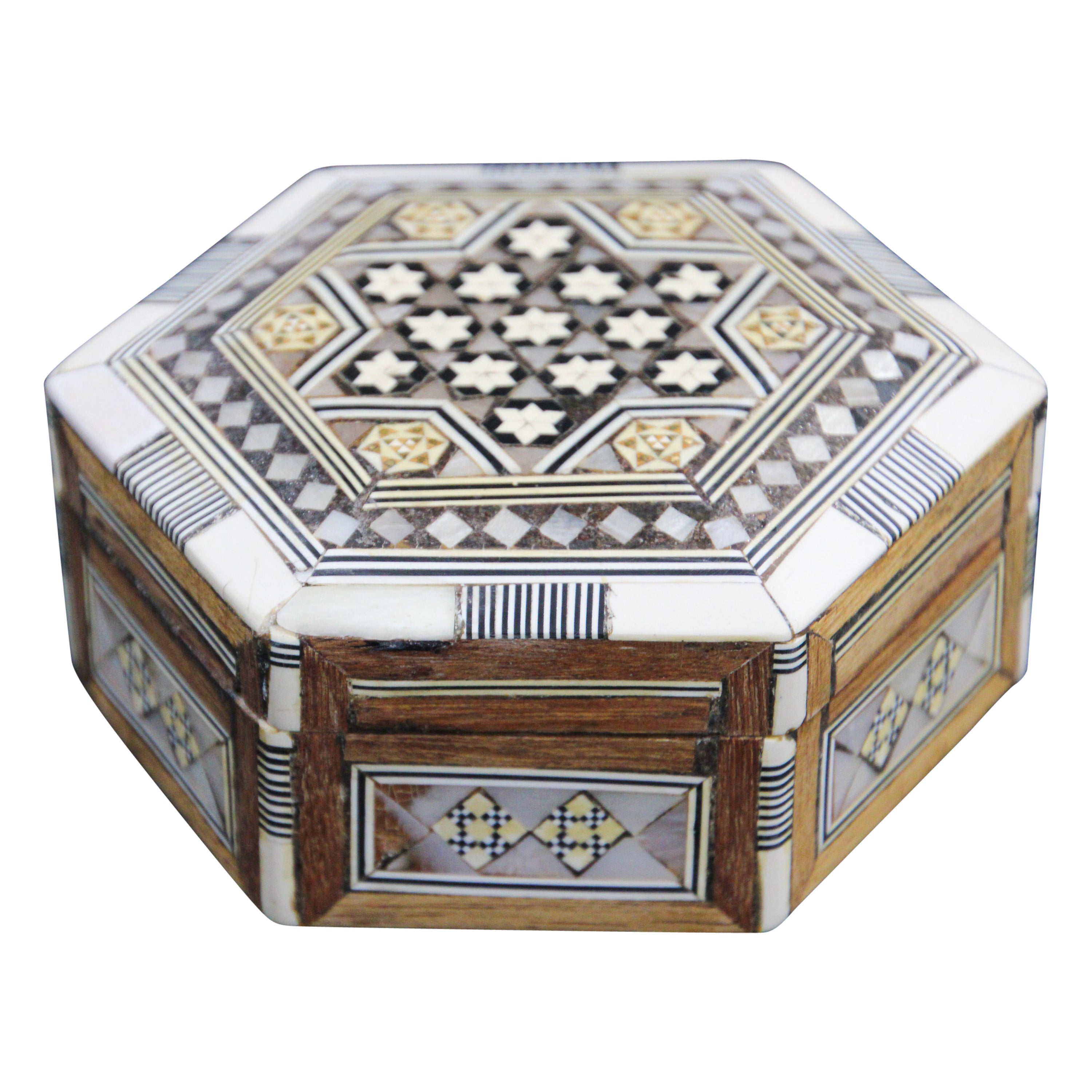 Moorish Handcrafted Octagonal Box with White Mosaic Marquetry For Sale