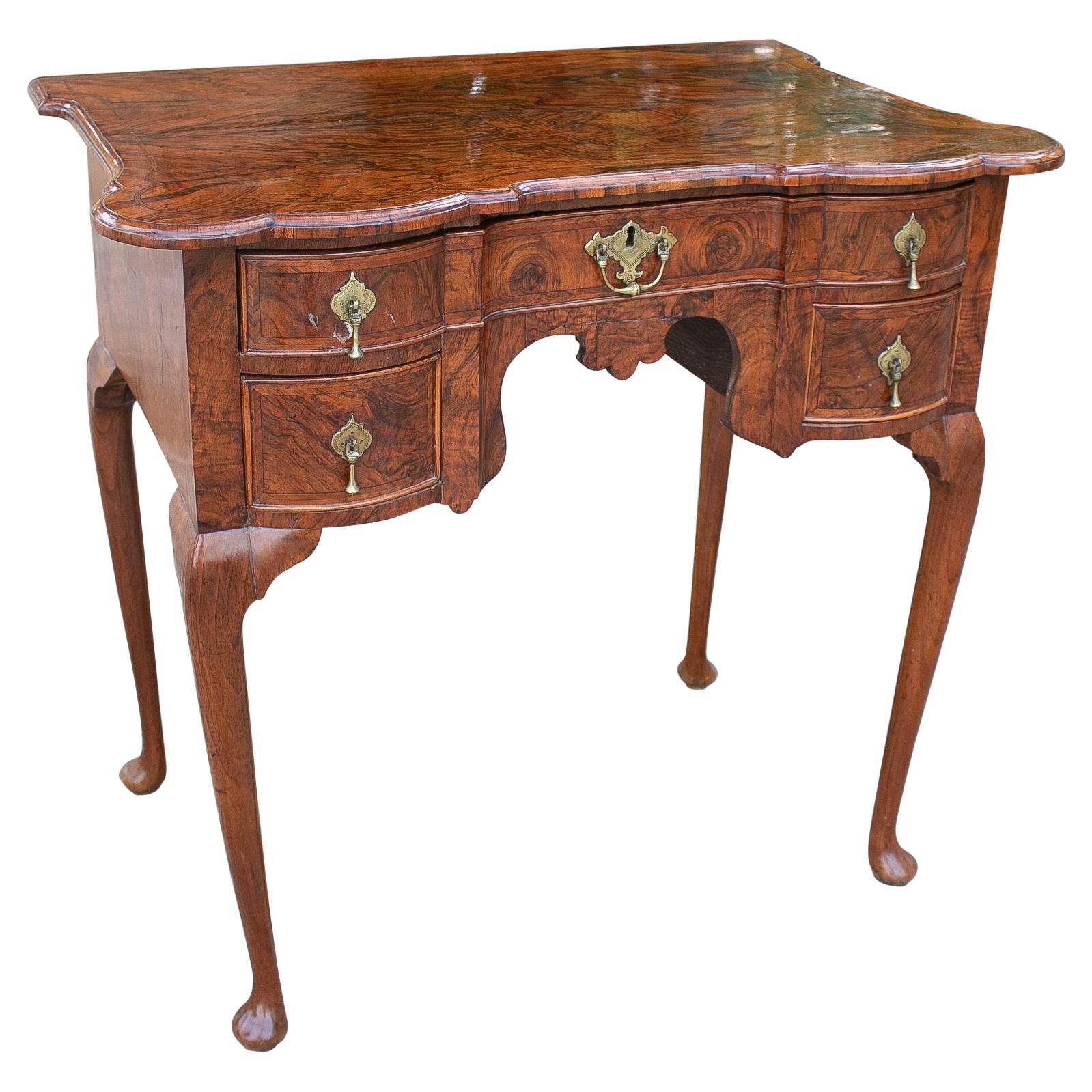 English Walnut Root Desk with Drawers and Bronze Decorations For Sale