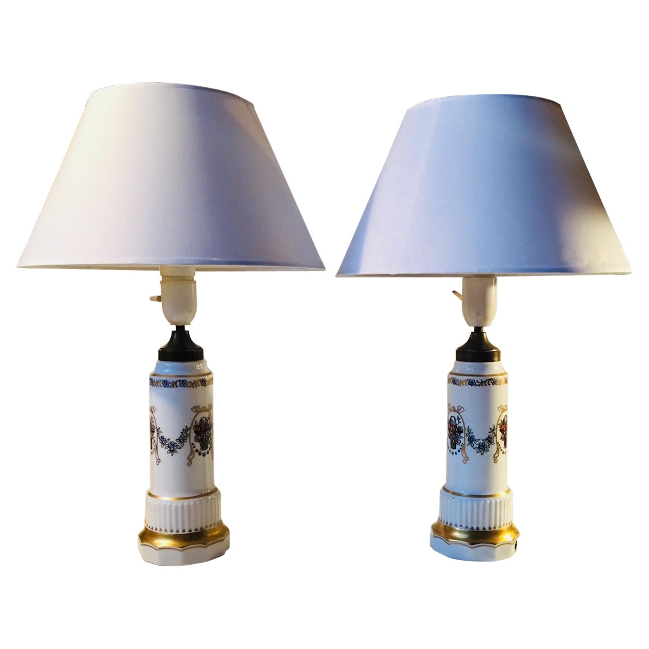 Dahl Jensen a Pair of Porcelain Table Lamps with Fruits, Flowers and Gold Enamel For Sale