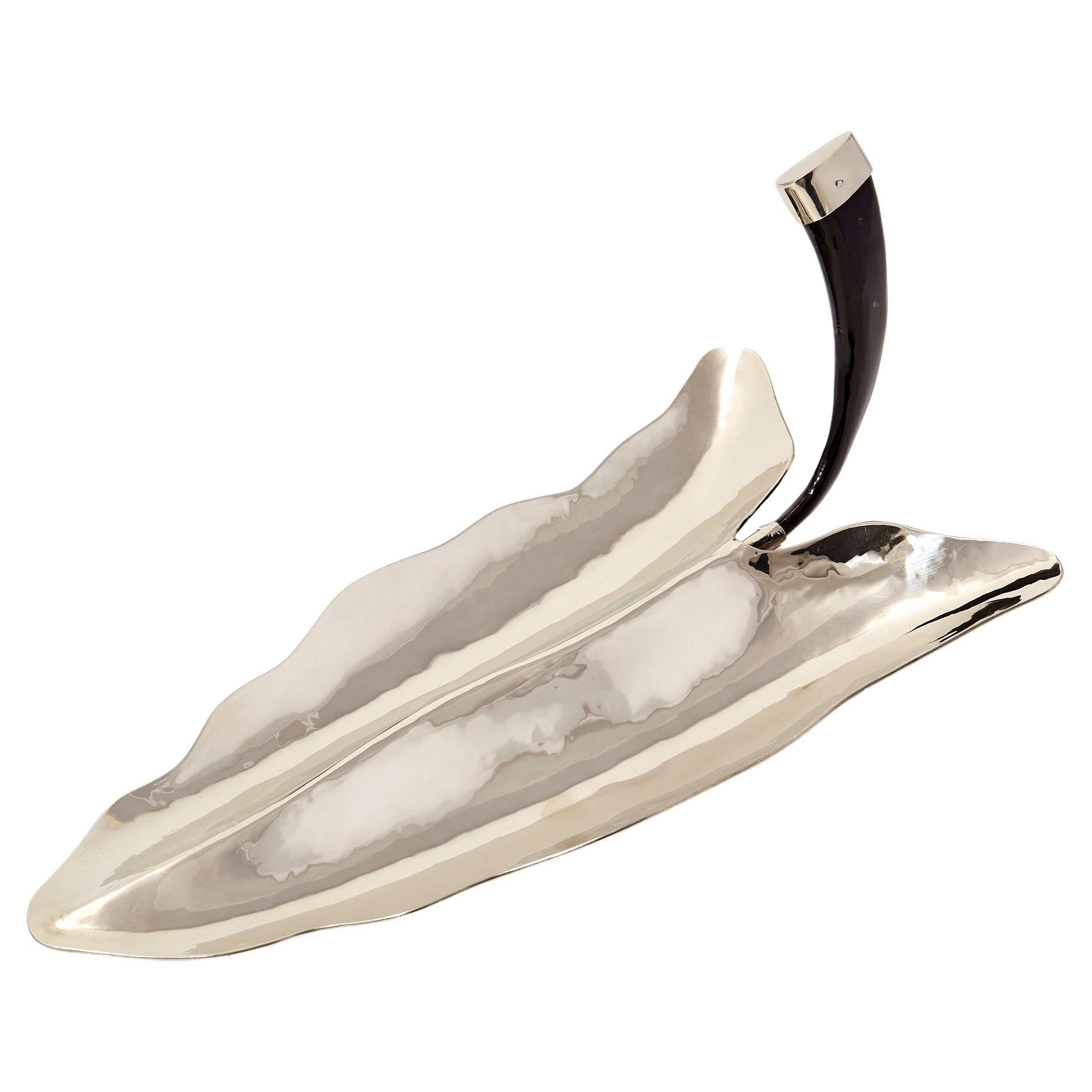 CALA Leaf Medium Tray, Horn & Alpaca Silver For Sale