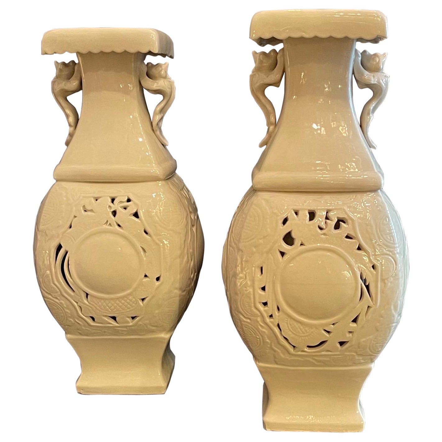 Fine Monumental Chinoiserie Pair Porcelain Asian Chinese Vases Urns Lorin Marsh