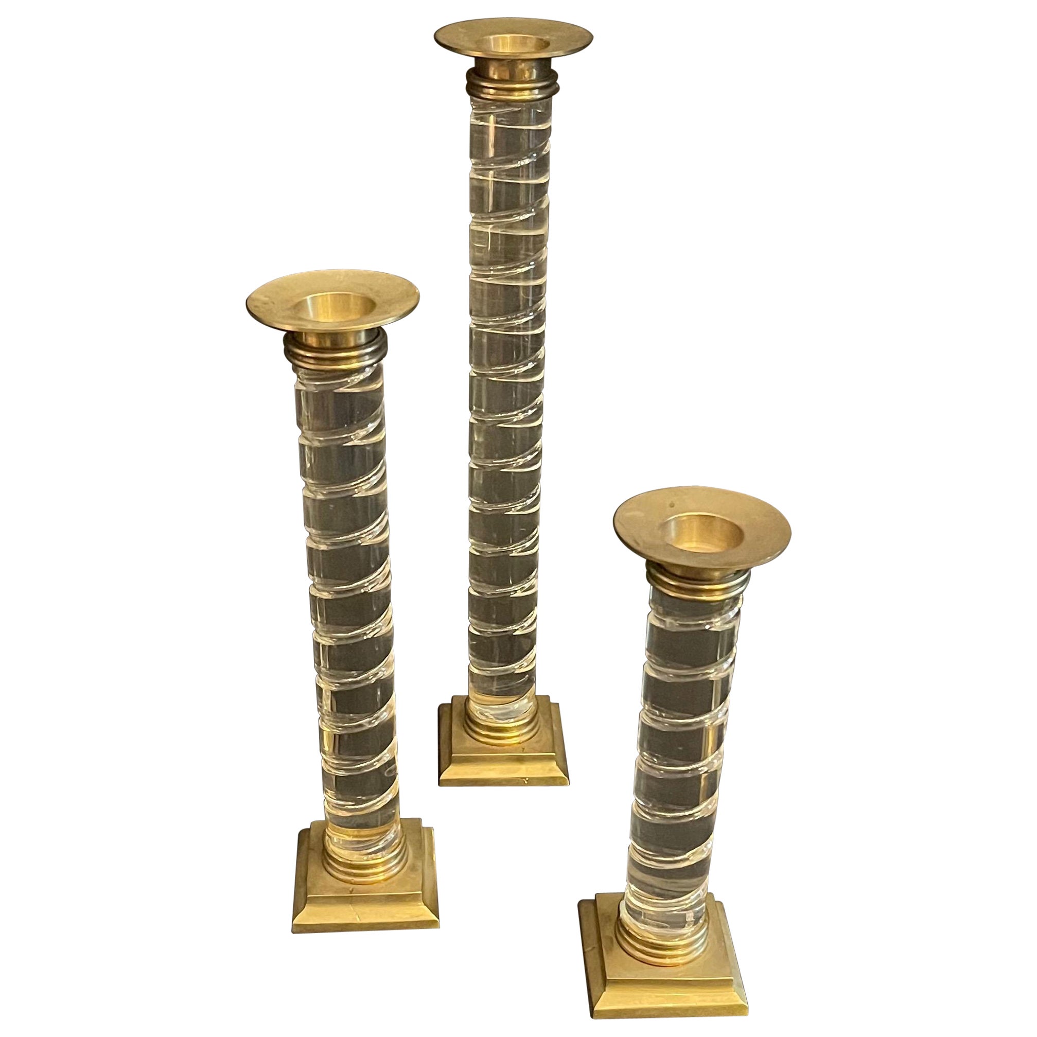 Maravillosos candelabros modernos de mediados de siglo Lorin Marsh Murano Clear Swirl Lucite Candlesticks