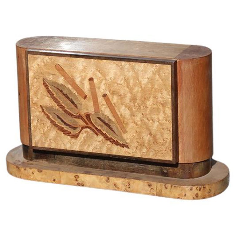 Italian Cigarettes Tobacco Box Art Deco 1930 with Inlays of Fine Sorrento Woods For Sale